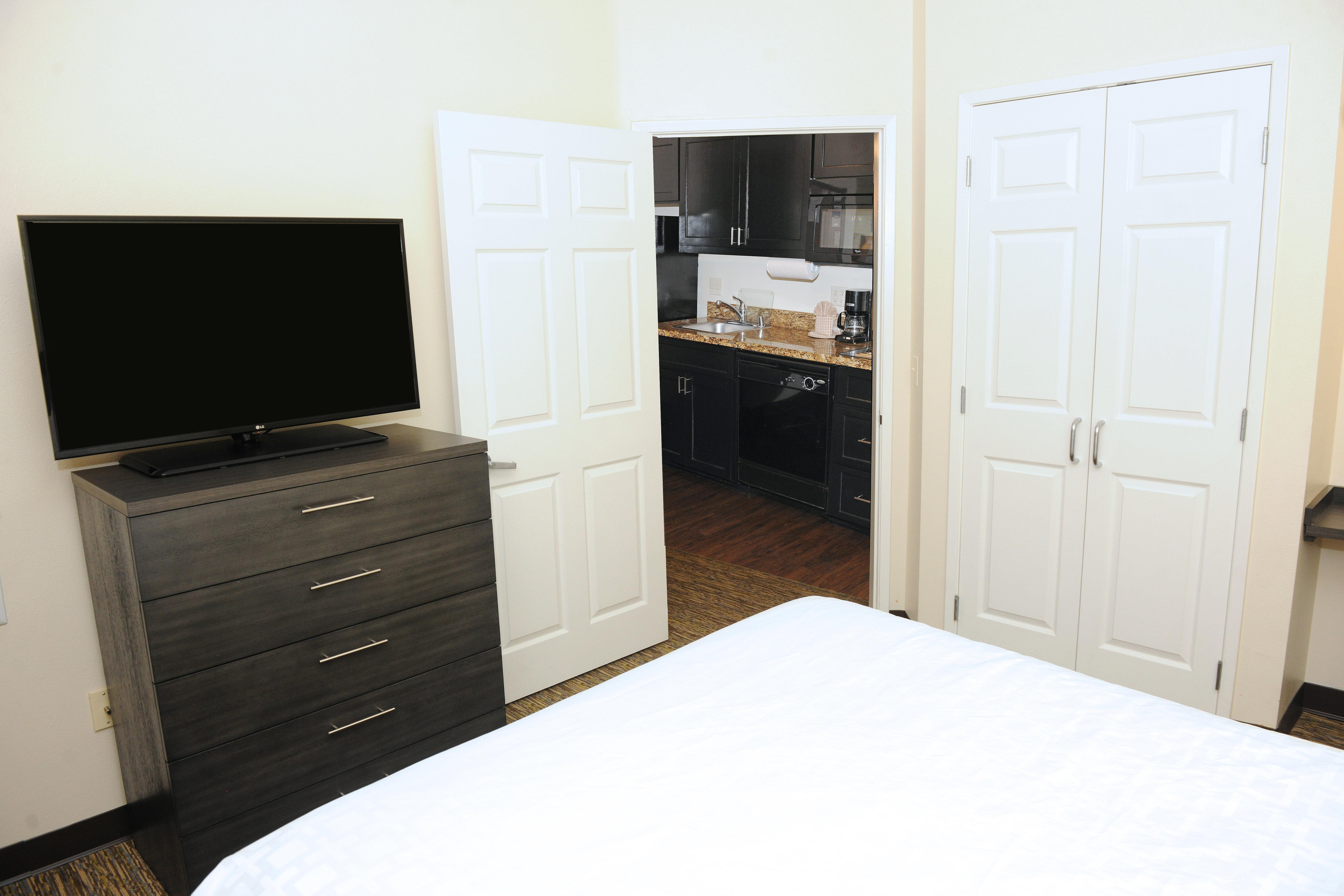 Candlewood Suites Santa Maria By Ihg Exterior photo